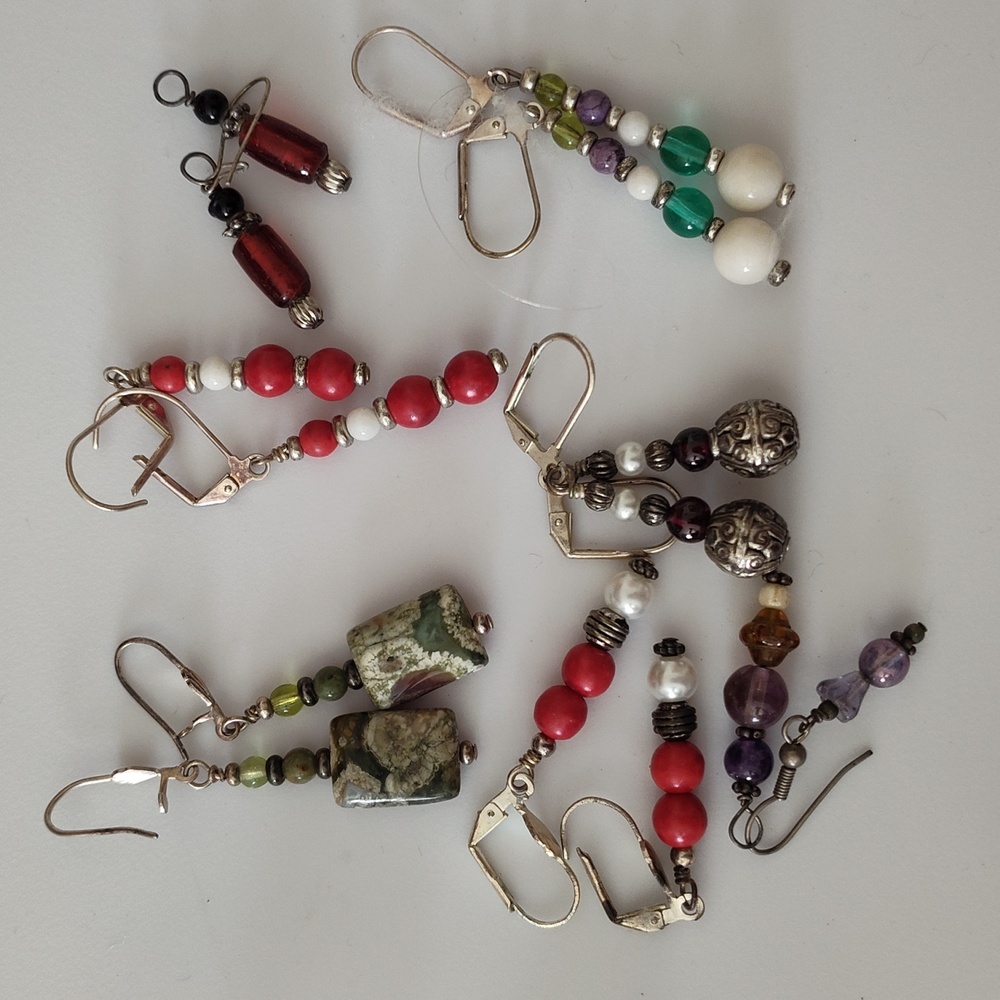 Assorted Glass Beads - Picture 3 of 9